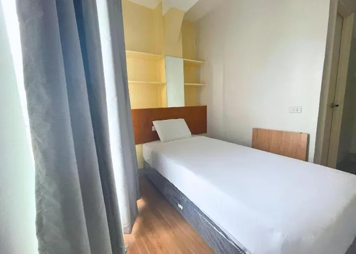 Almond Powered By Cocotel Hotel